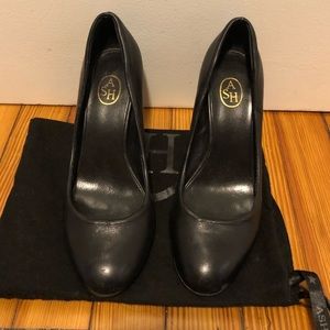 Ash size 7 black Chloe pumps